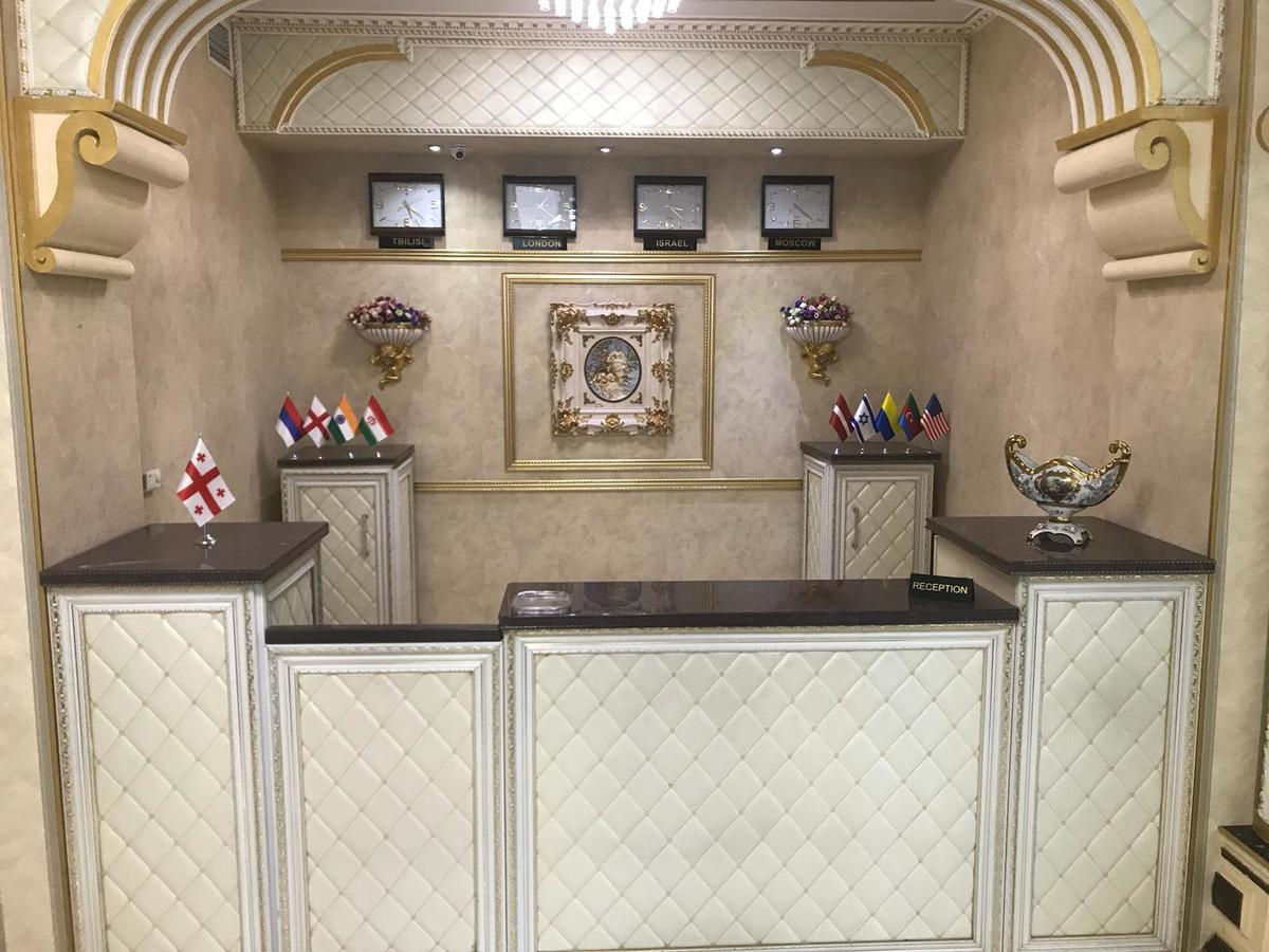 Elegant Boutique Rustaveli Hotel Tbilisi ภายนอก รูปภาพ