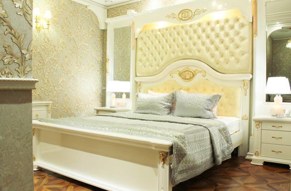 Elegant Boutique Rustaveli Hotel Tbilisi ภายนอก รูปภาพ