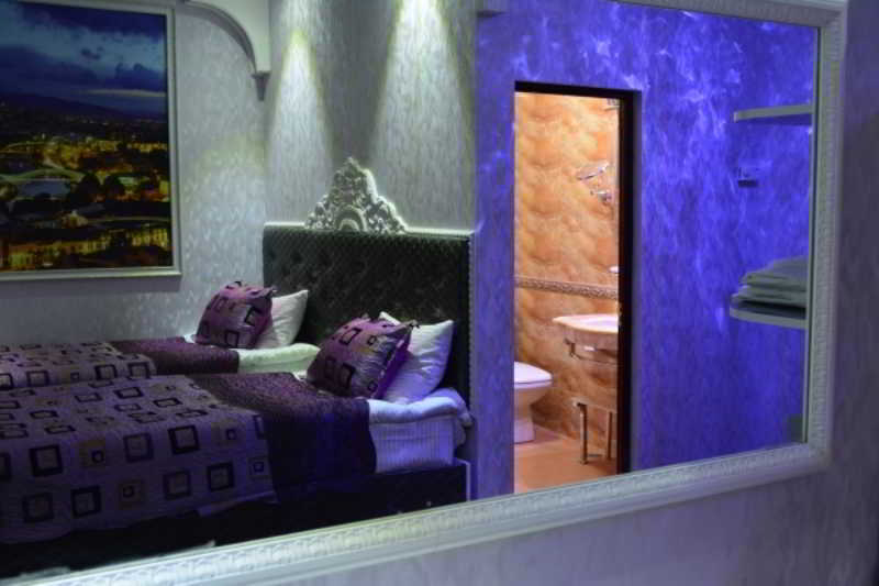 Elegant Boutique Rustaveli Hotel Tbilisi ภายนอก รูปภาพ
