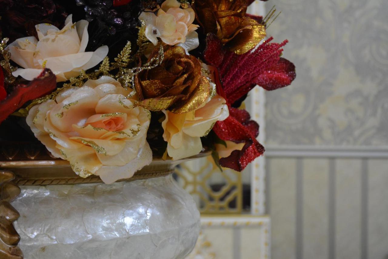 Elegant Boutique Rustaveli Hotel Tbilisi ภายนอก รูปภาพ